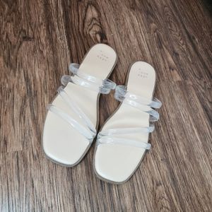 A New Day Clear Sandals 8